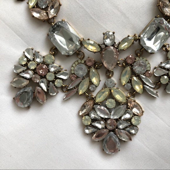 Statement Necklace - Picture 3 of 8